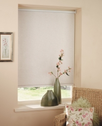 roller shades in a blackout fabric